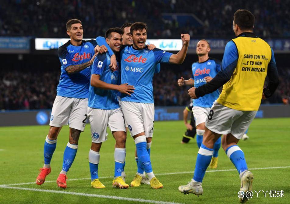 爱游戏官网-包含那不勒斯发布备战花絮，今夜再遭质疑，欧冠任务艰巨，阵容厚度经受考验的词条