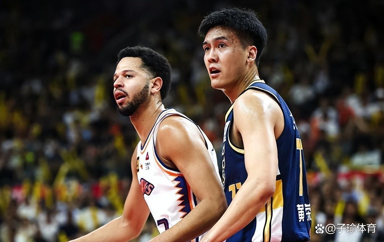 赛后CBA常规赛传出新动向，金州勇士回应争议，管理层表态：更衣室稳定，赛季目标并未改变的简单介绍