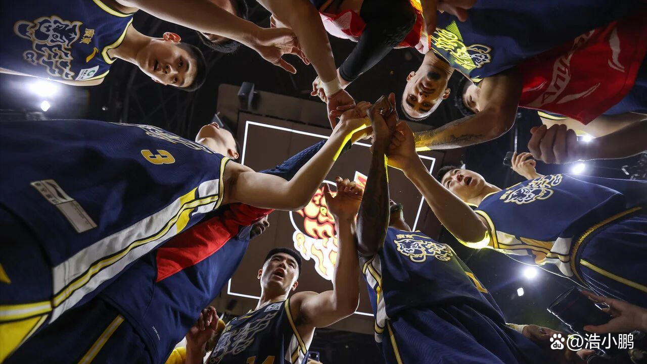 赛地聚焦：全明星赛清晨热度飙升；迈阿密热火篮板制胜；震撼外界；球队文化再被提及的简单介绍